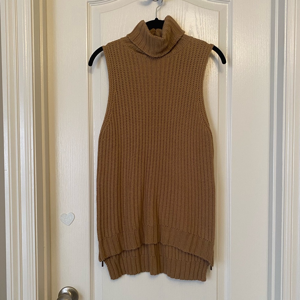 CAMEL COLOR VEST SIZE XS